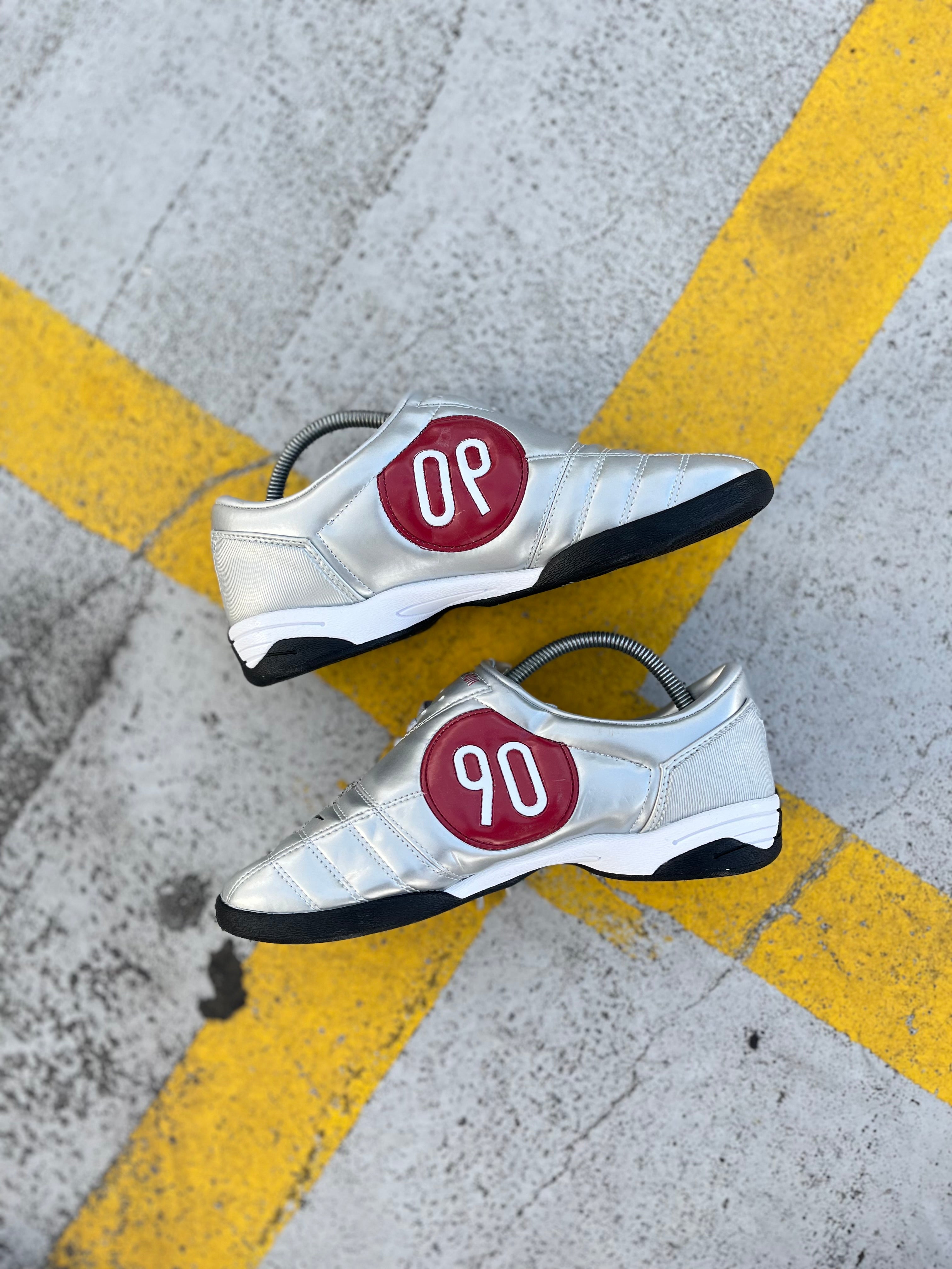 Nike Total 90