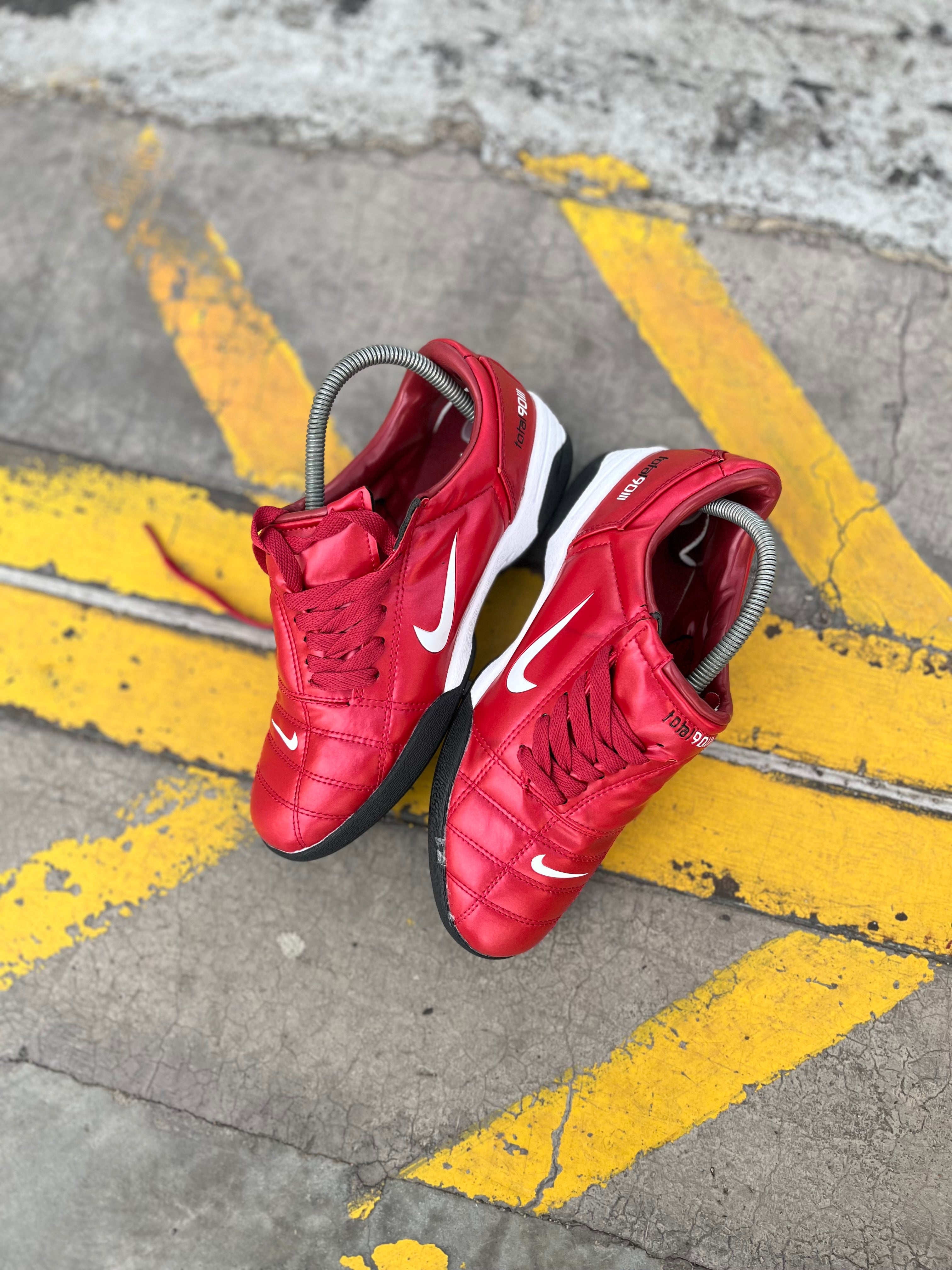 Nike Total 90