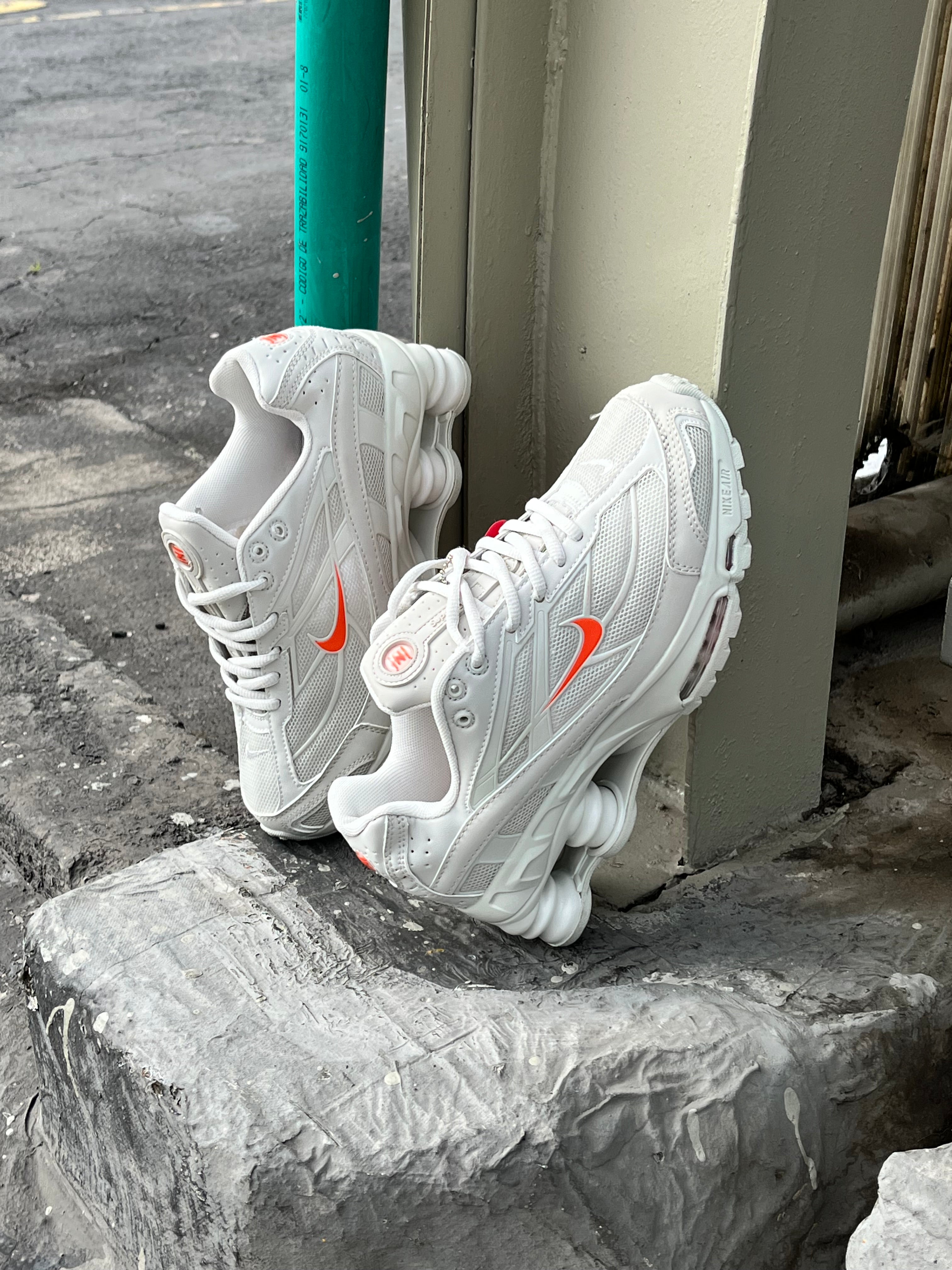 Nike Shox Ride 2 SP Supreme