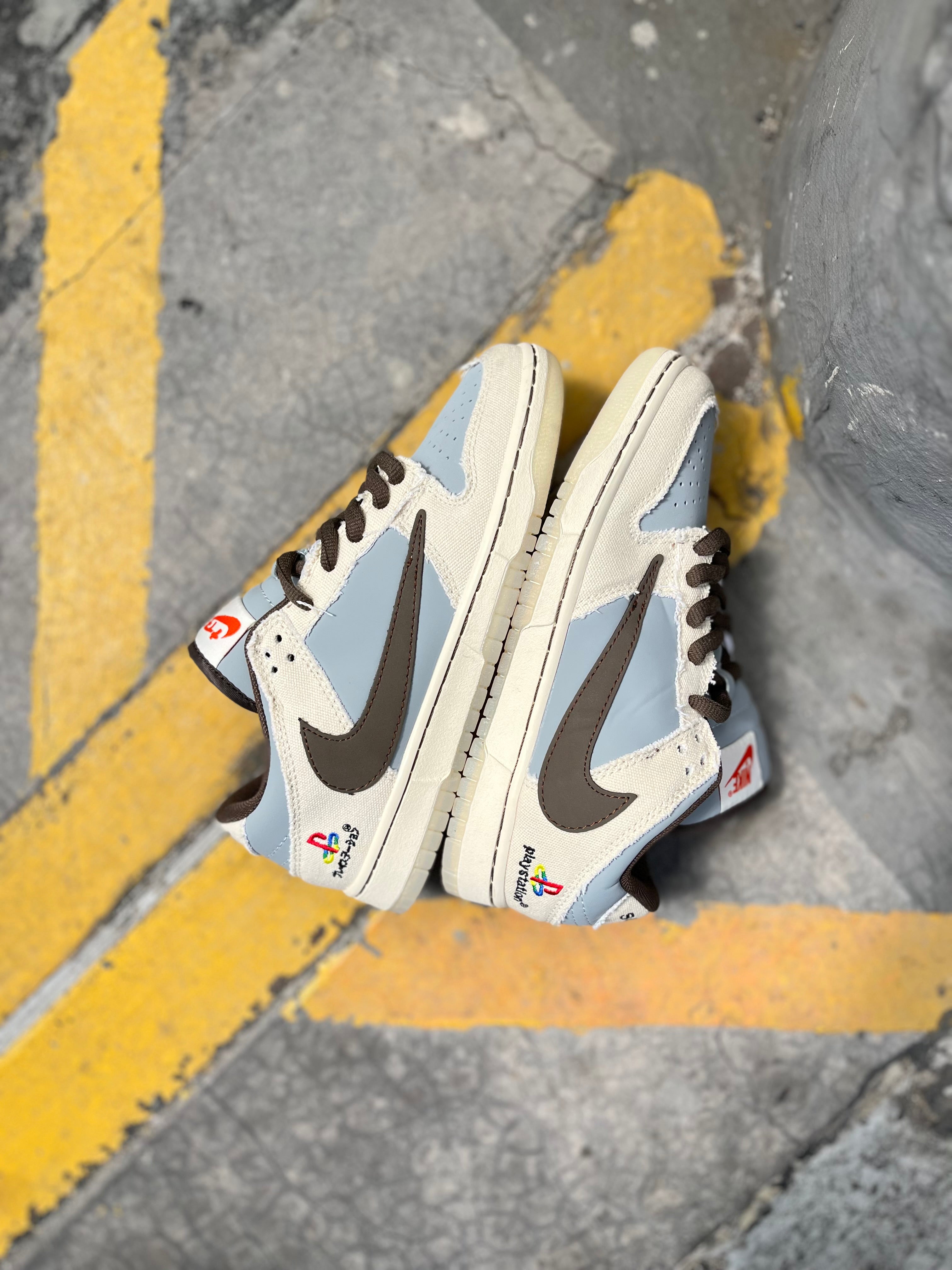 Nike Sb Dunk Low x Travis Scott x Playstation