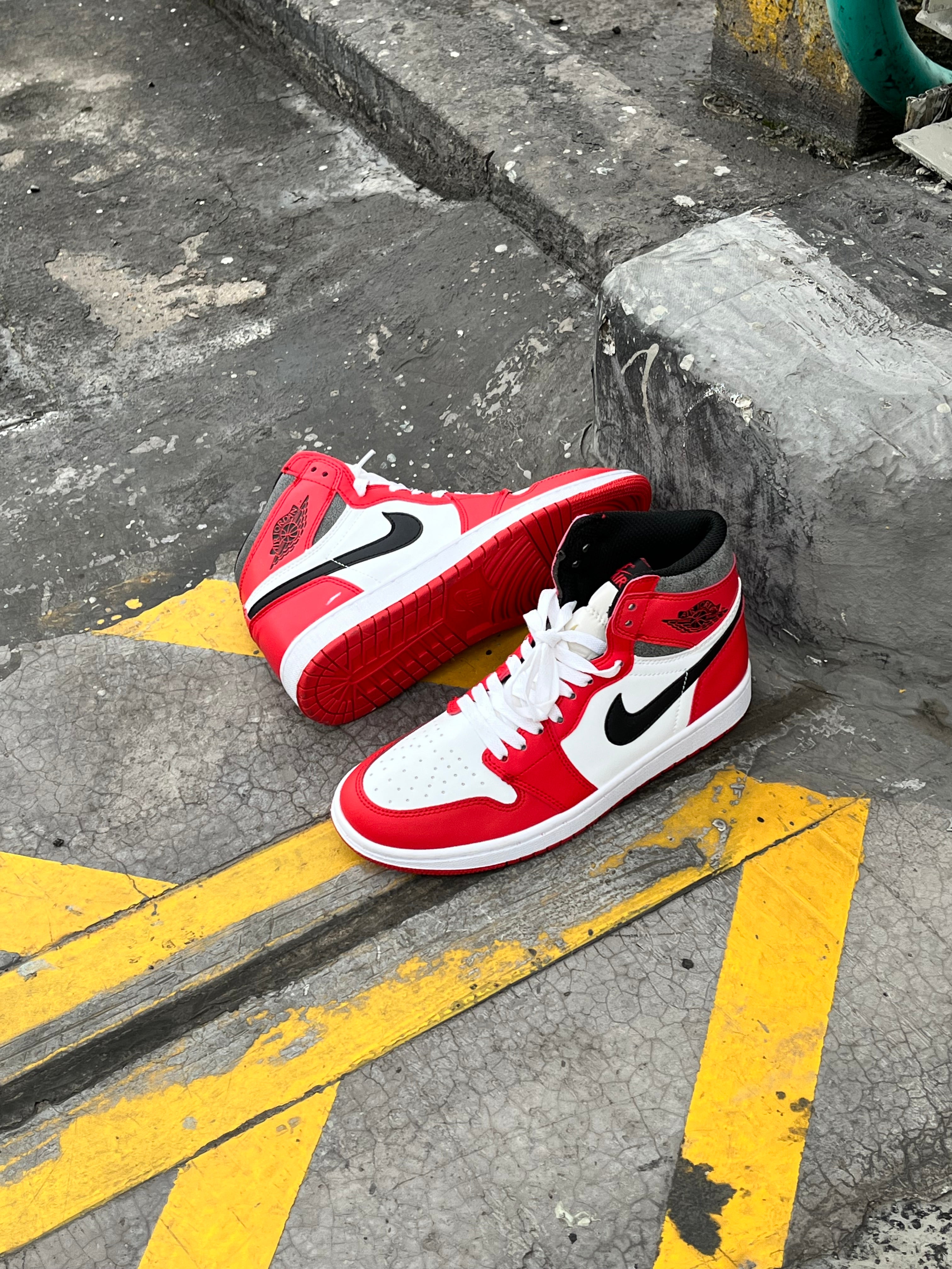 Air Jordan Retro 1 Chicago “Lost and found”