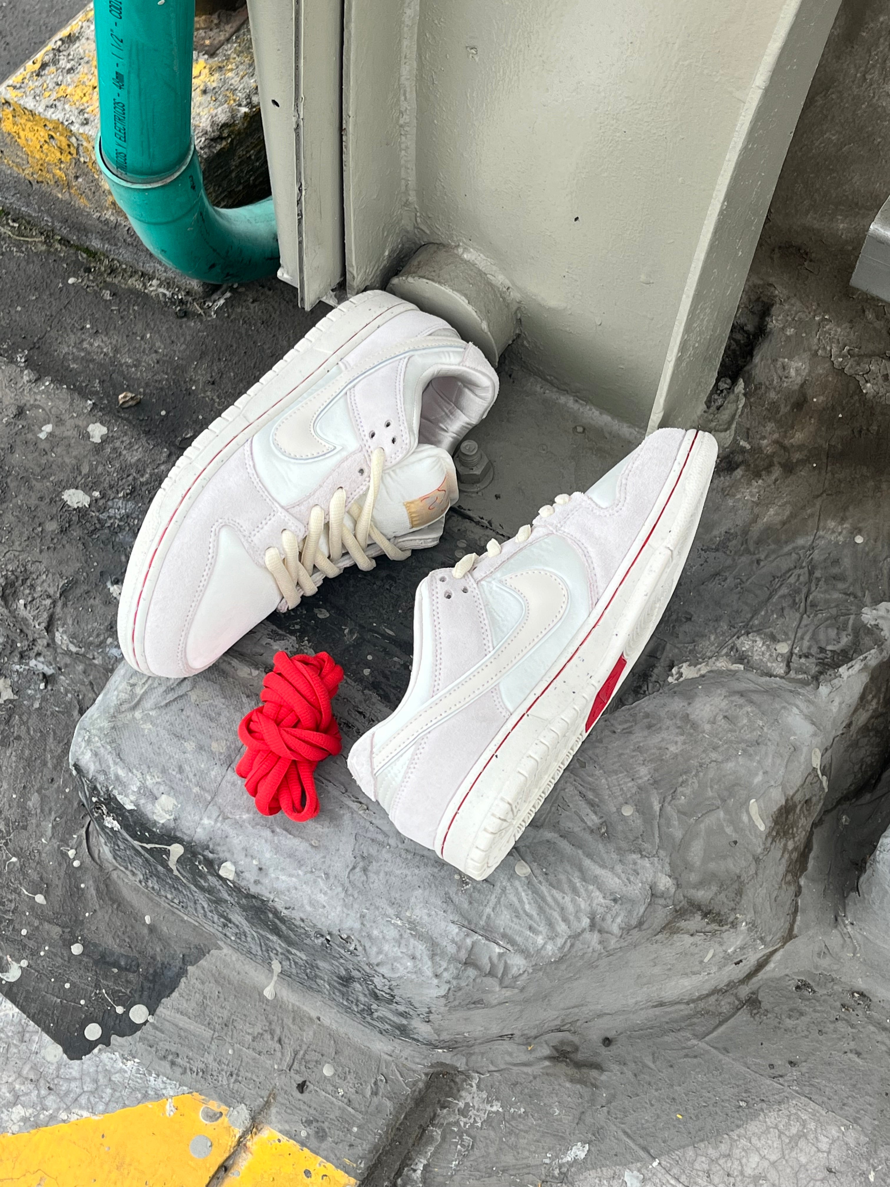 Nike SB Dunk Low City Of Love