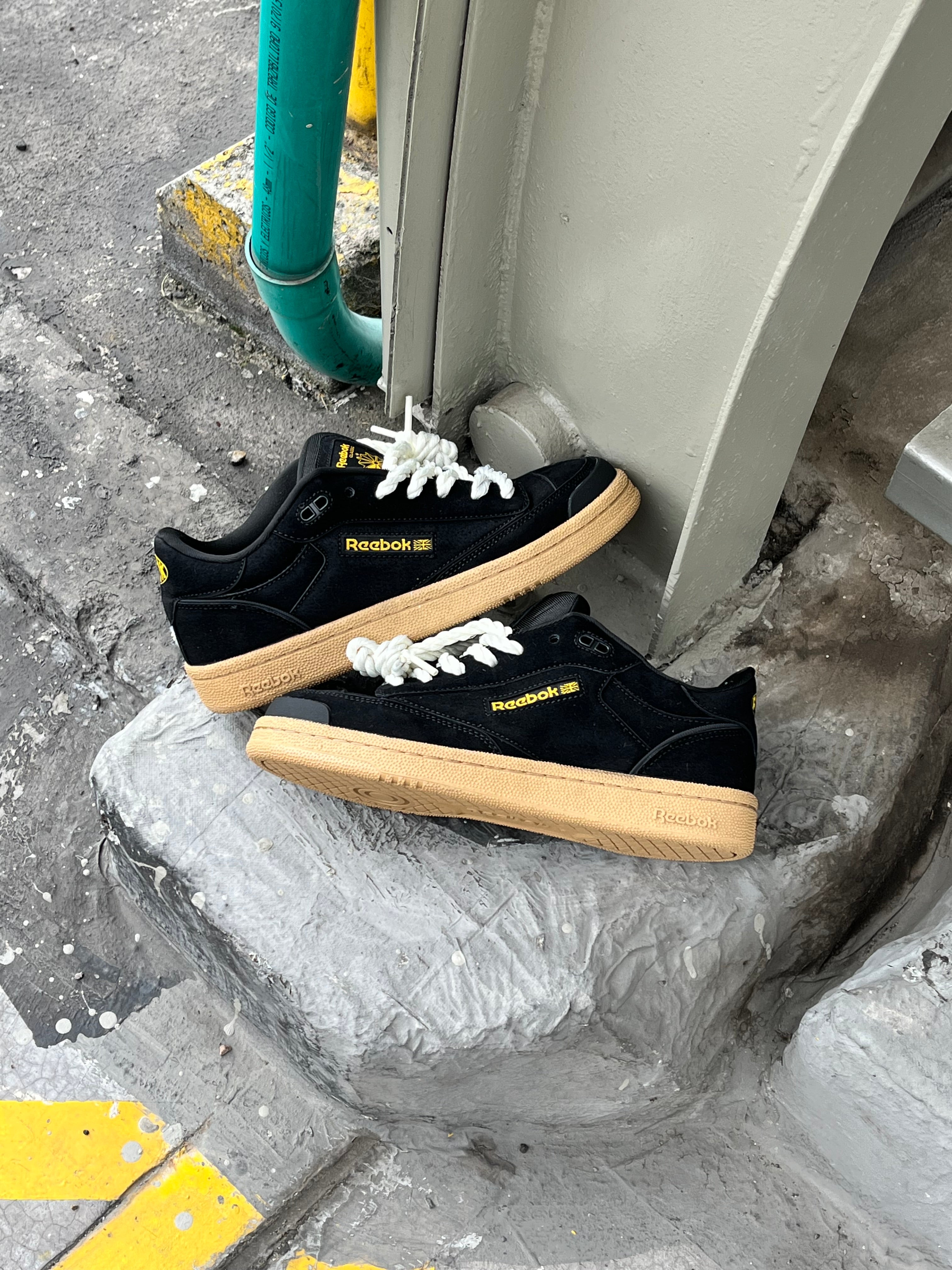 Rebook Classic