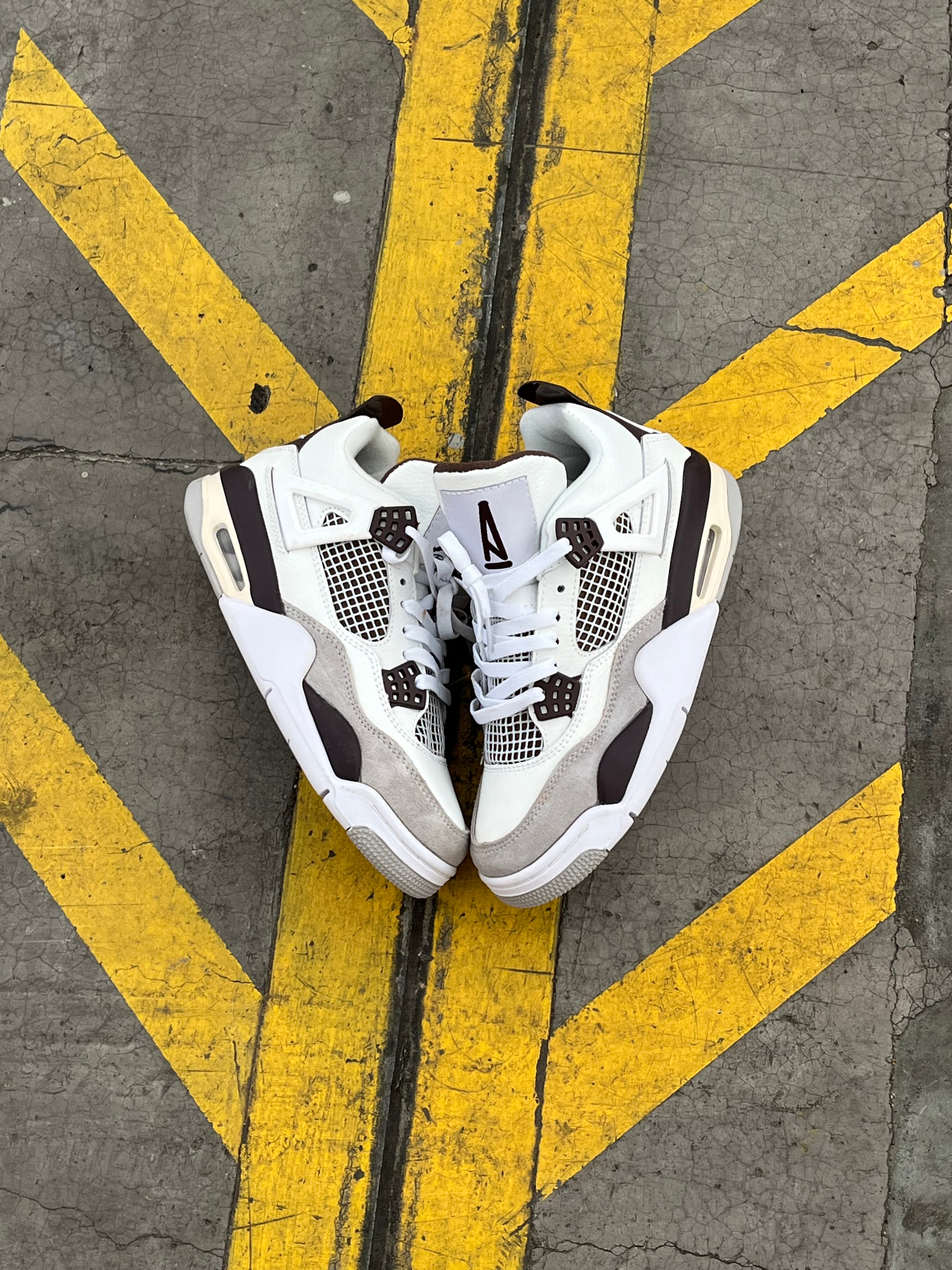 Air Jordan Retro 4