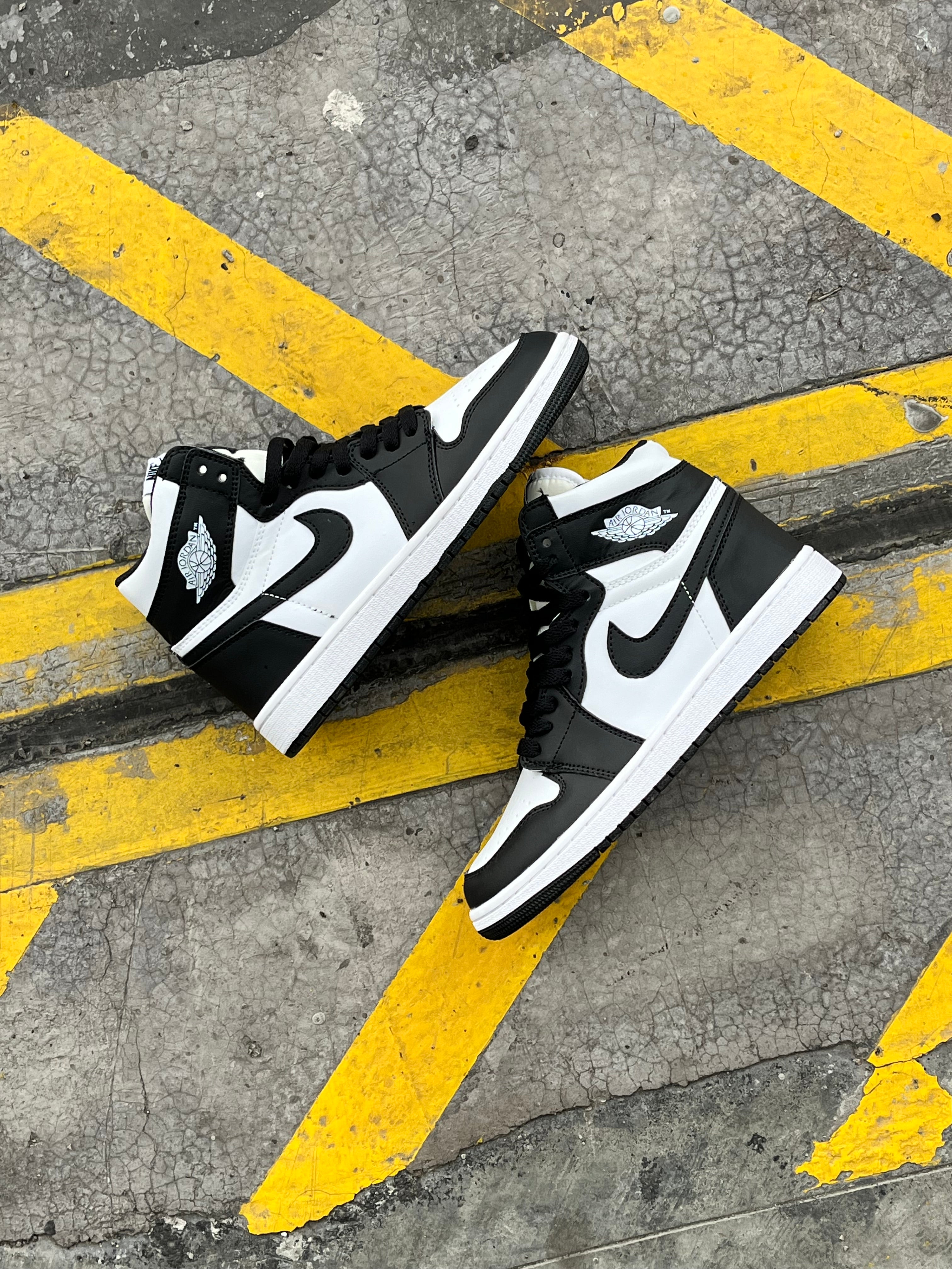 Air Jordan Retro 1 High