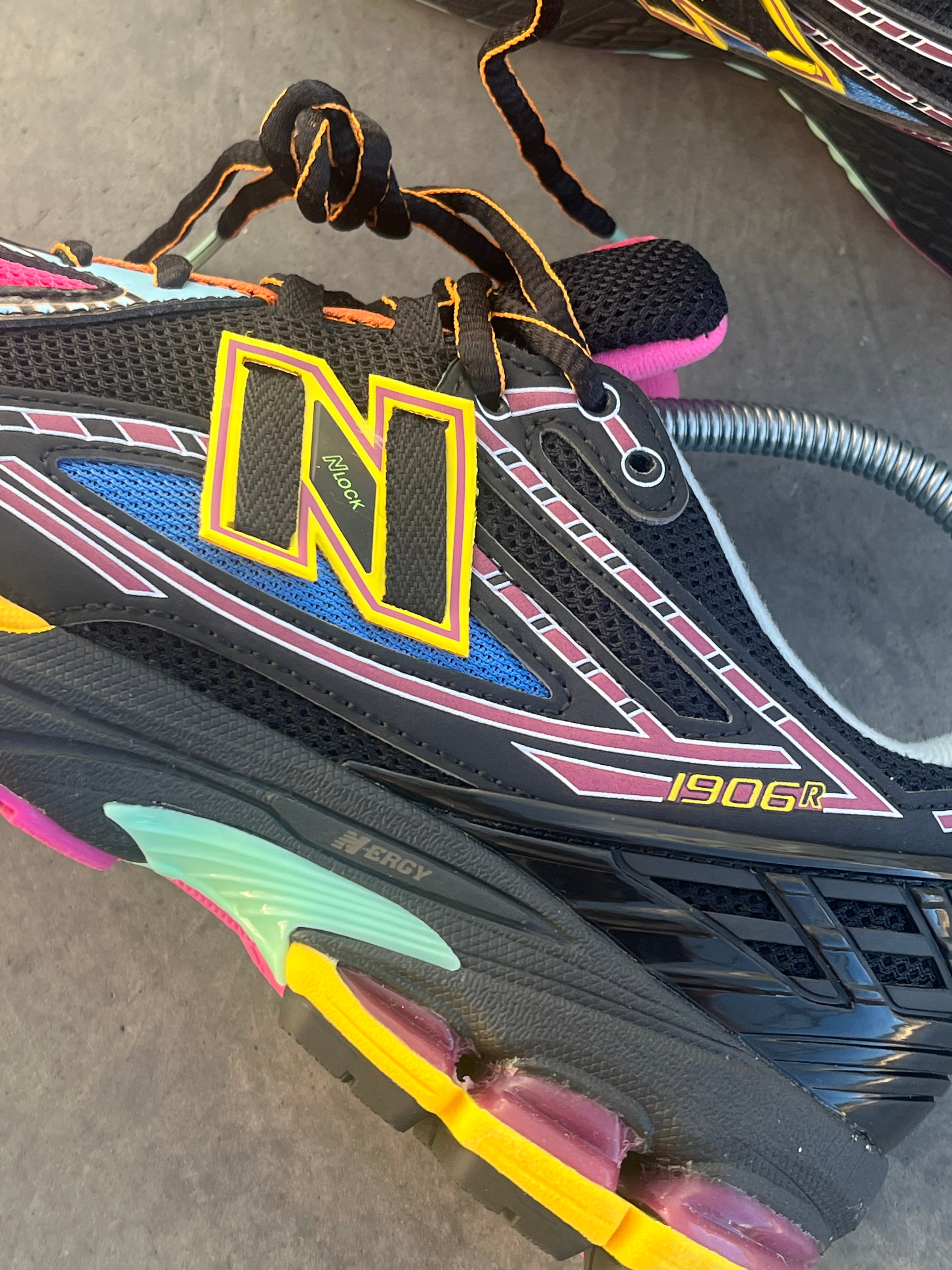 New Balance 1906 Neón Nights