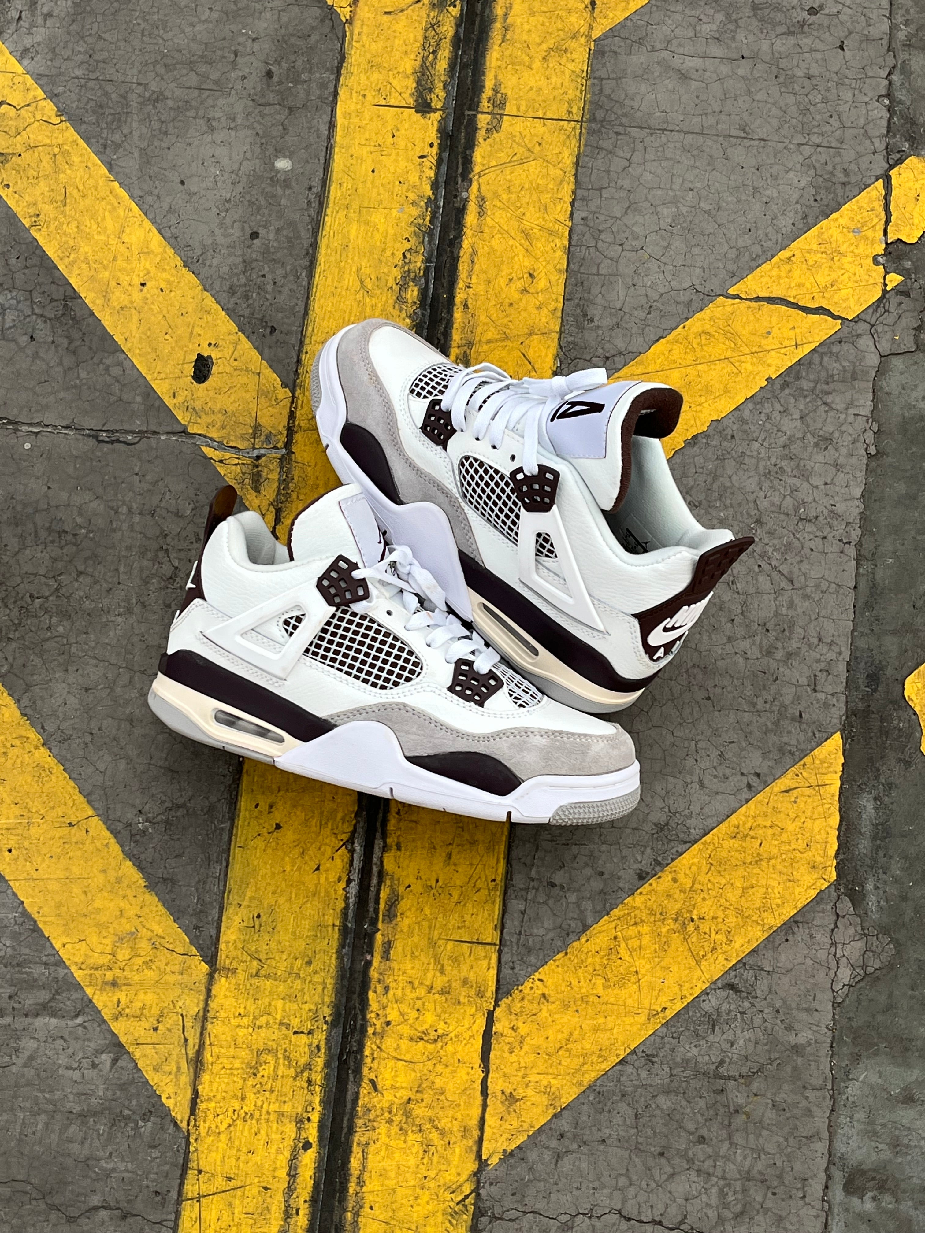 Air Jordan Retro 4