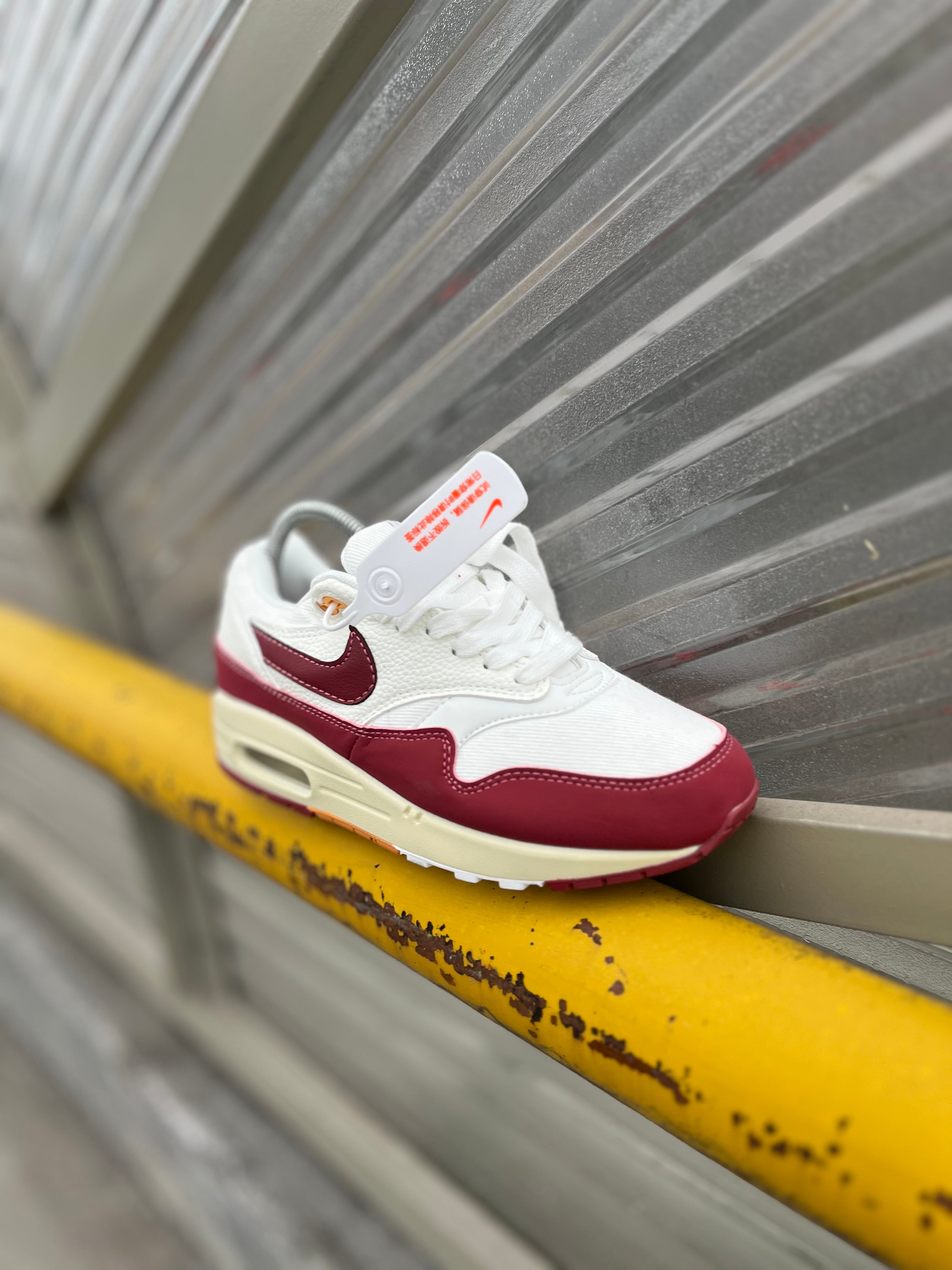 Nike Air Max 1 87’ Sail Team Red
