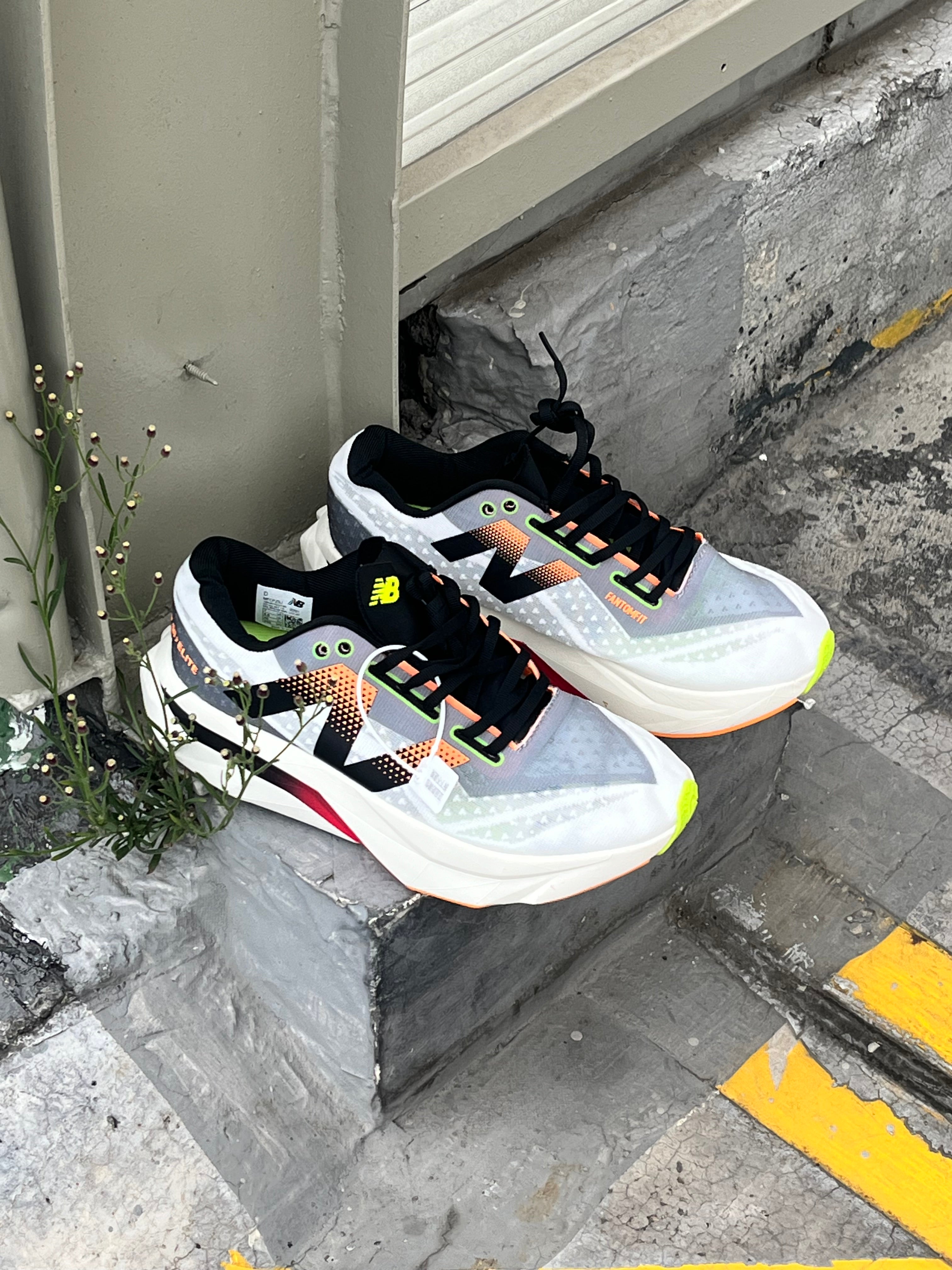 New Balance FuelCell SuperComp Elite v4