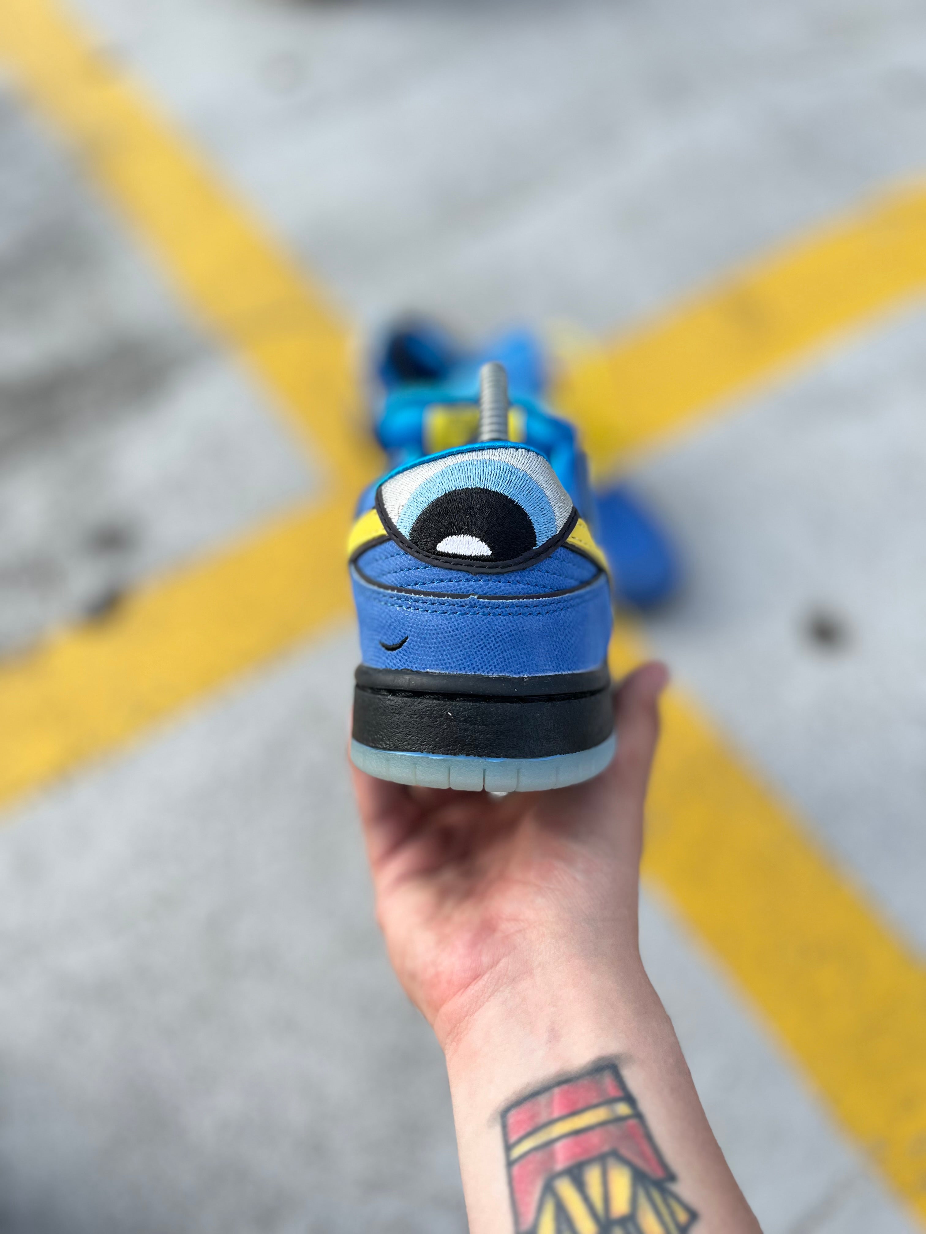 Nike Sb Dunk Low "Super Powerful Girls"