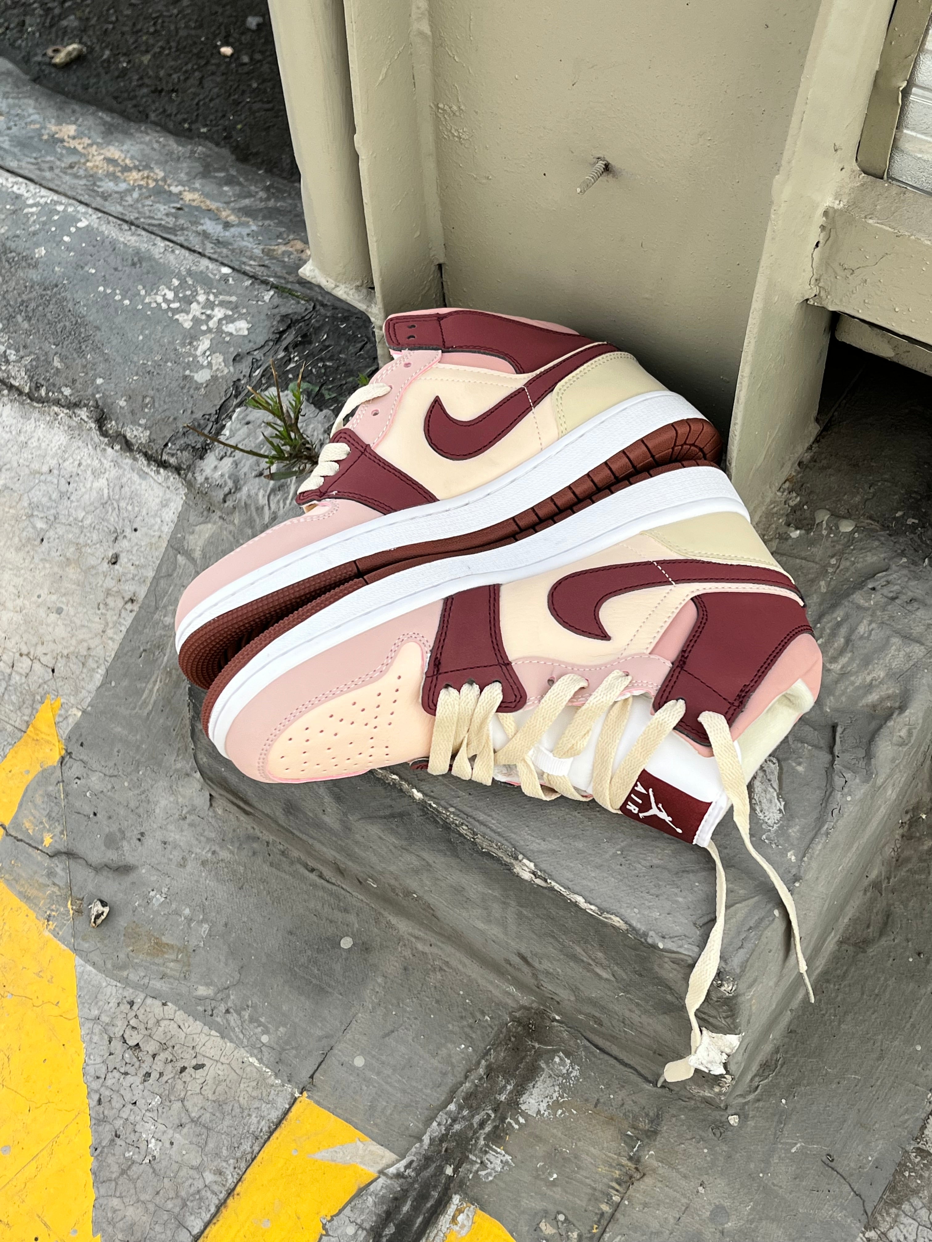 Air Jordan Retro 1