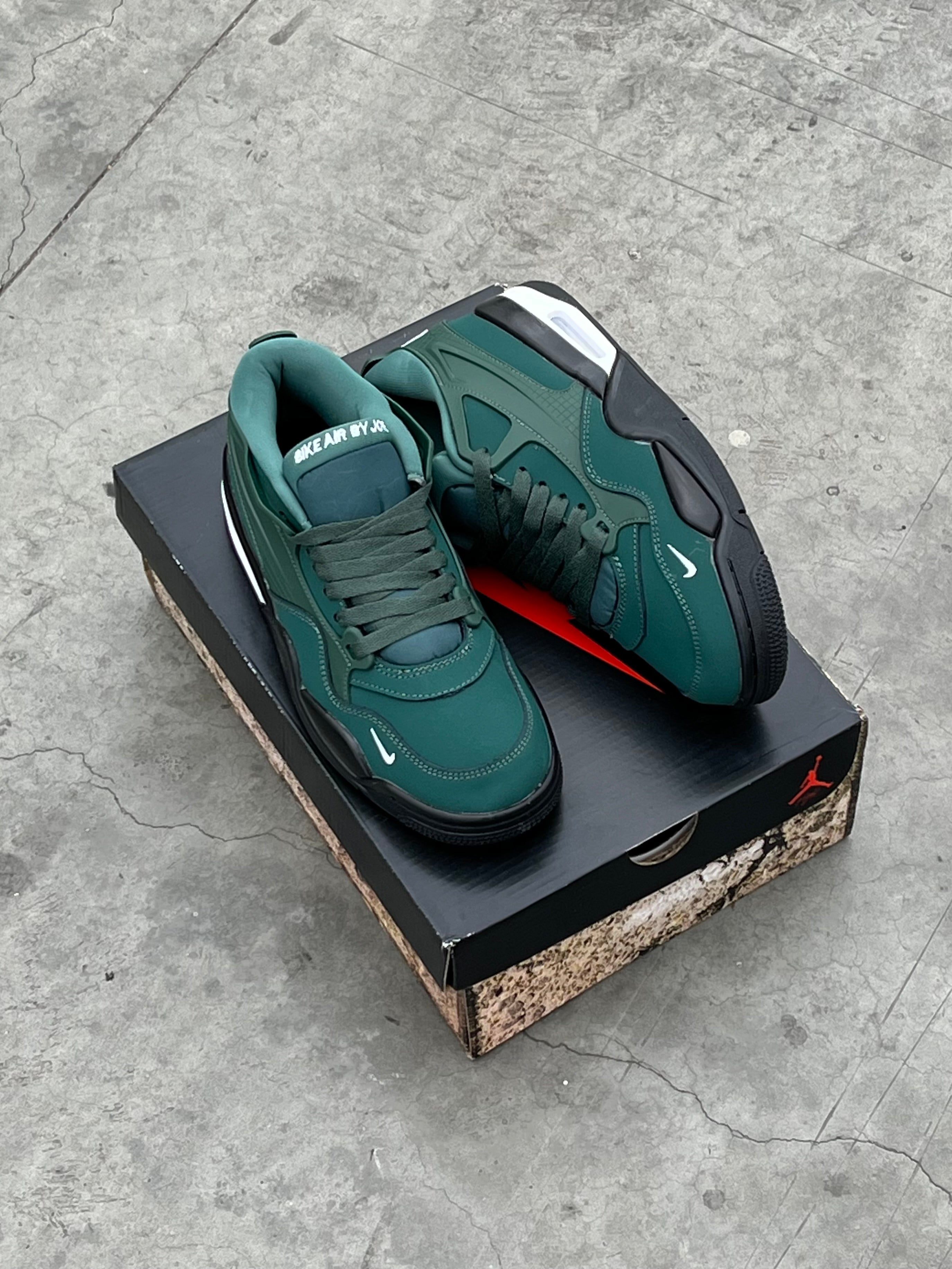 Air Jordan 4 RM SP Nigel Sylvester Grandma’s Driveway