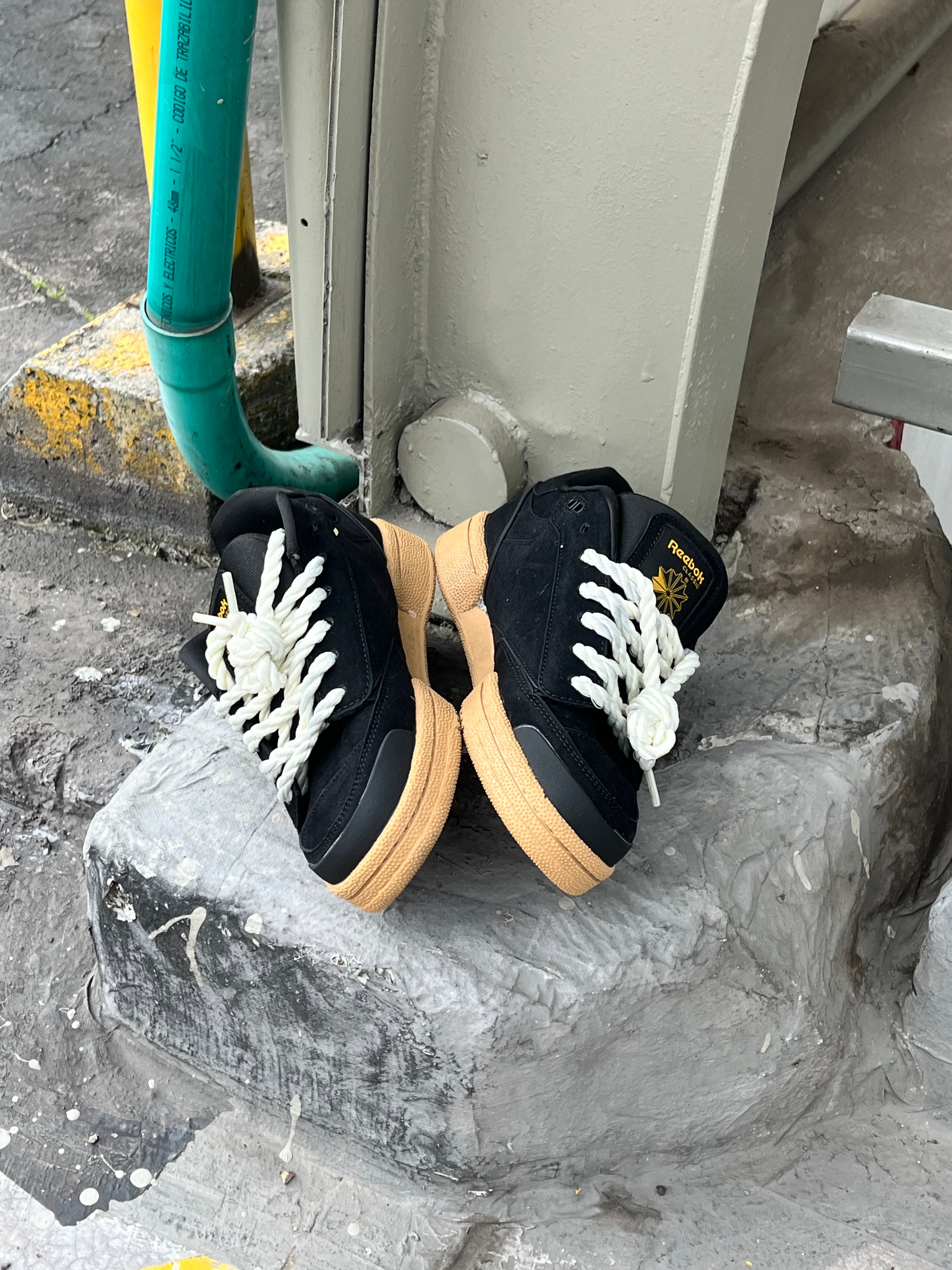 Rebook Classic