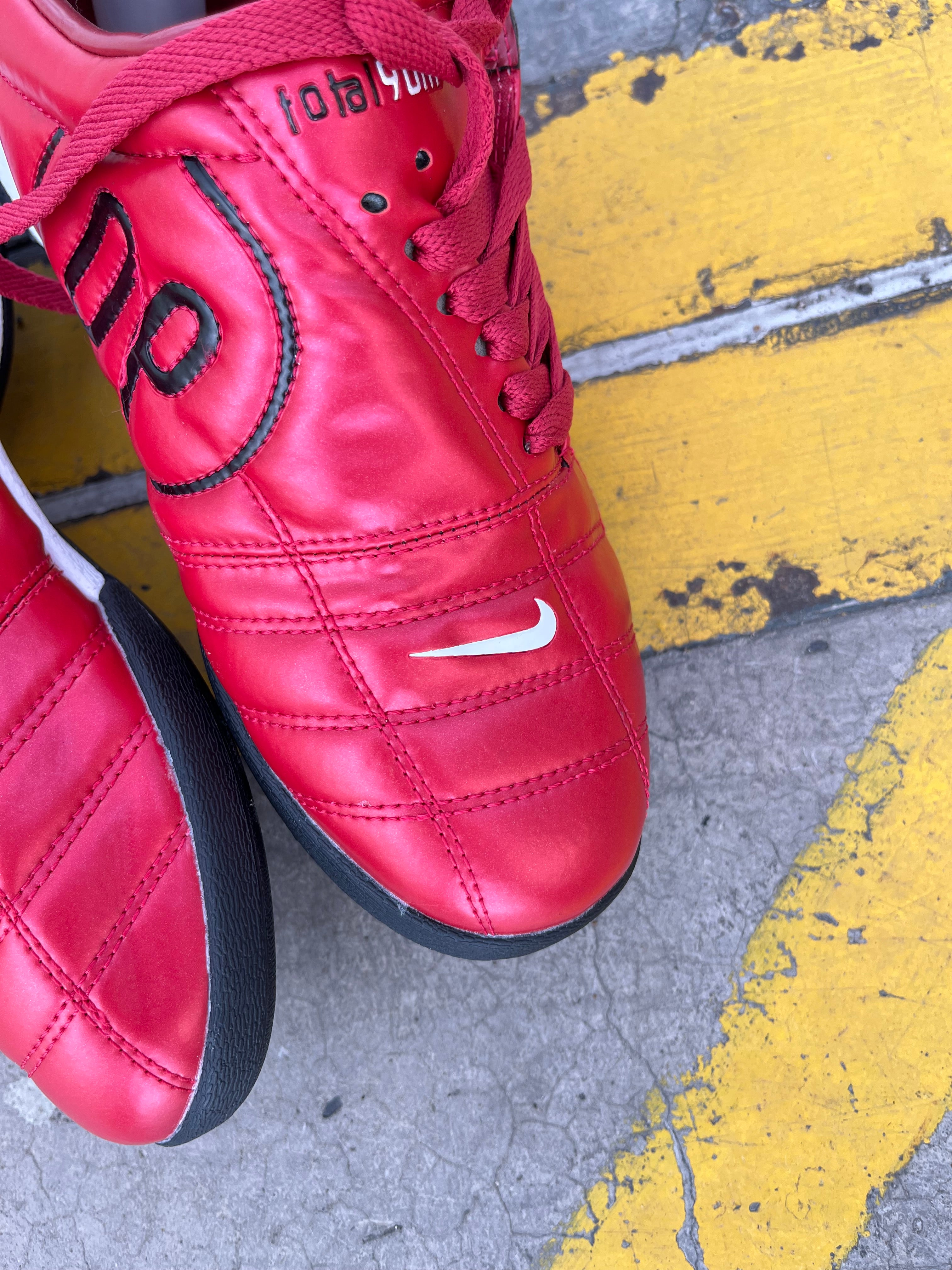 Nike Total 90