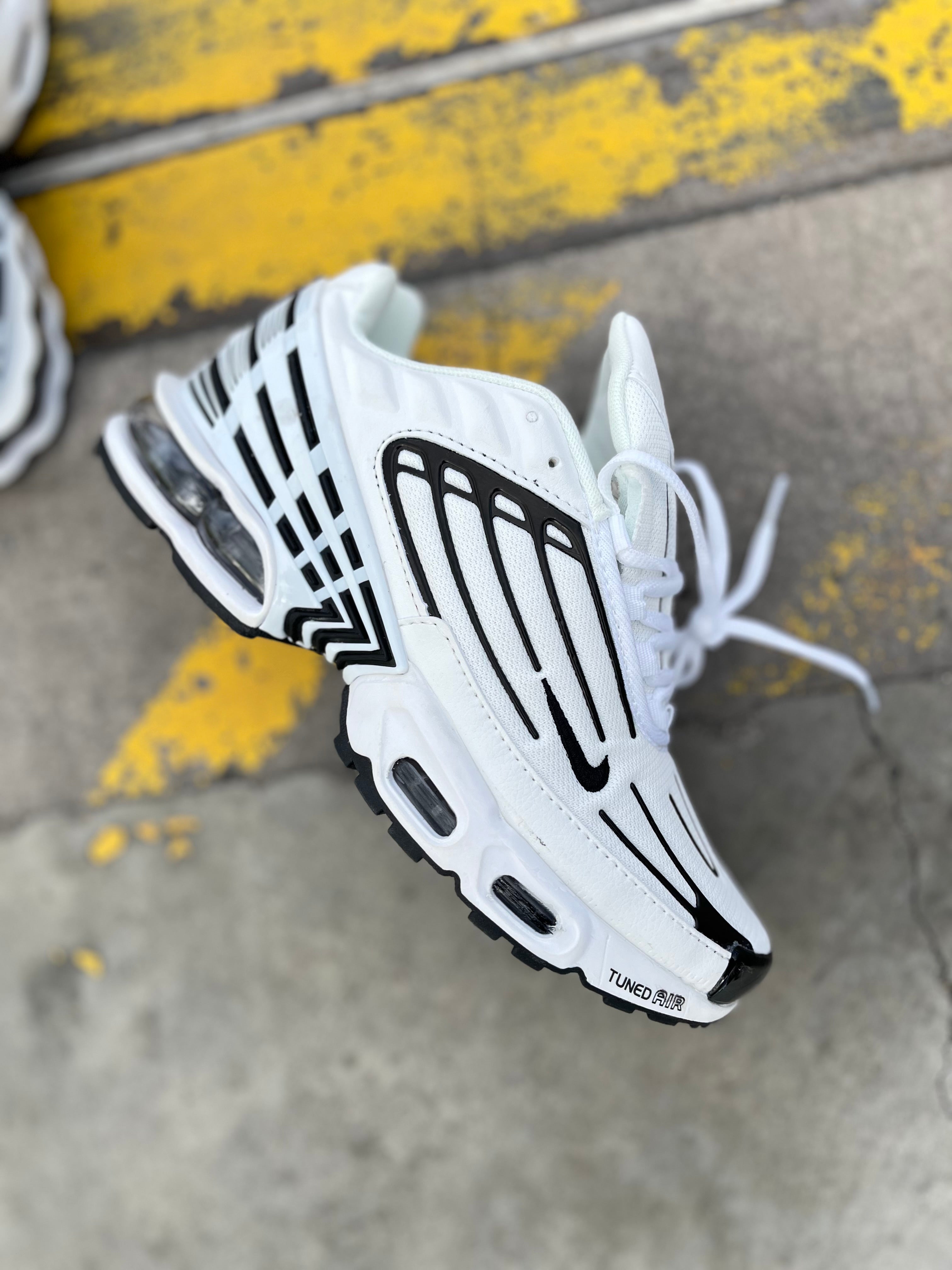 Nike Air Max Plus 3