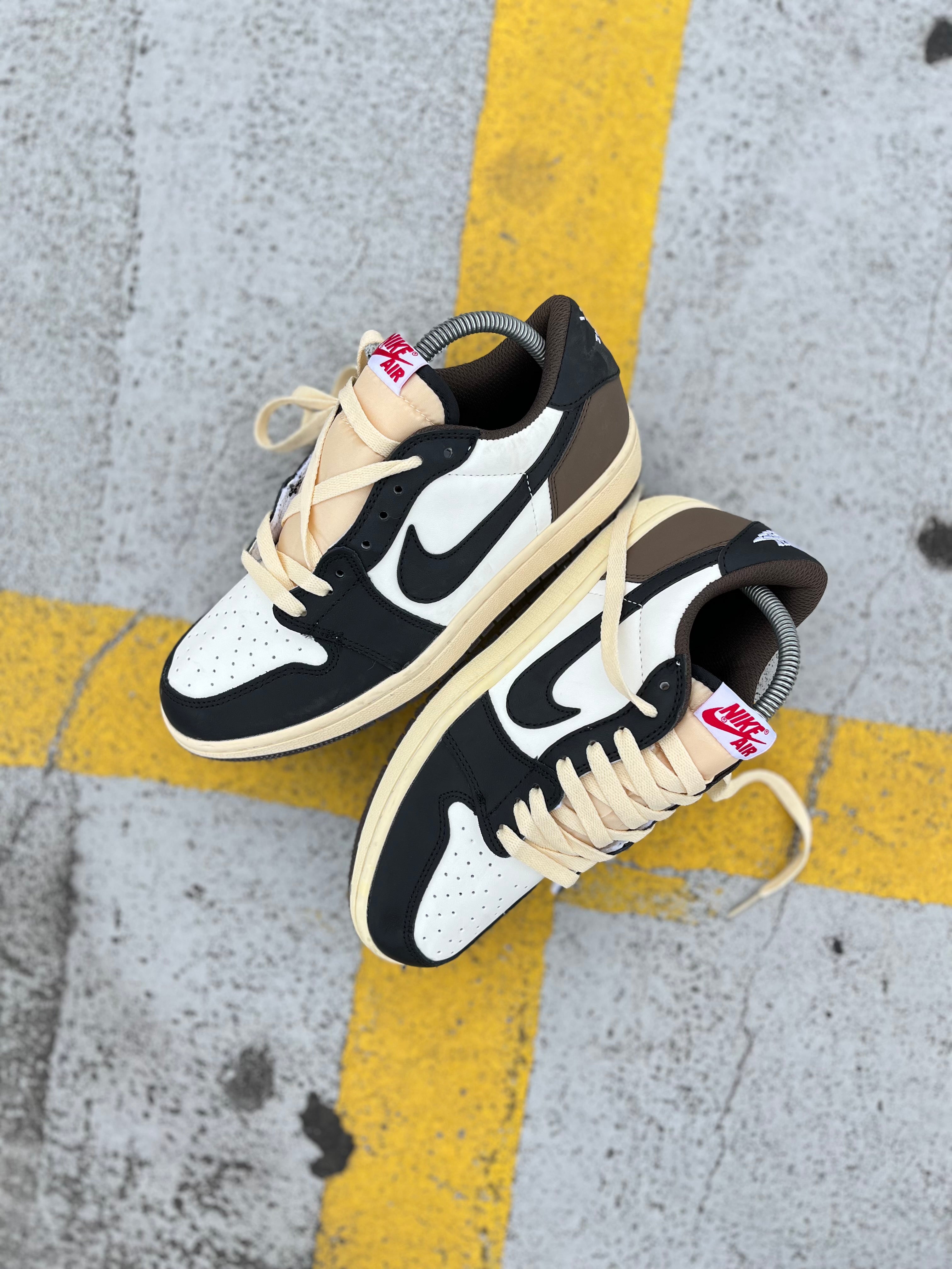 Air Jordan Retro 1 Low Black Tie Medium Olive