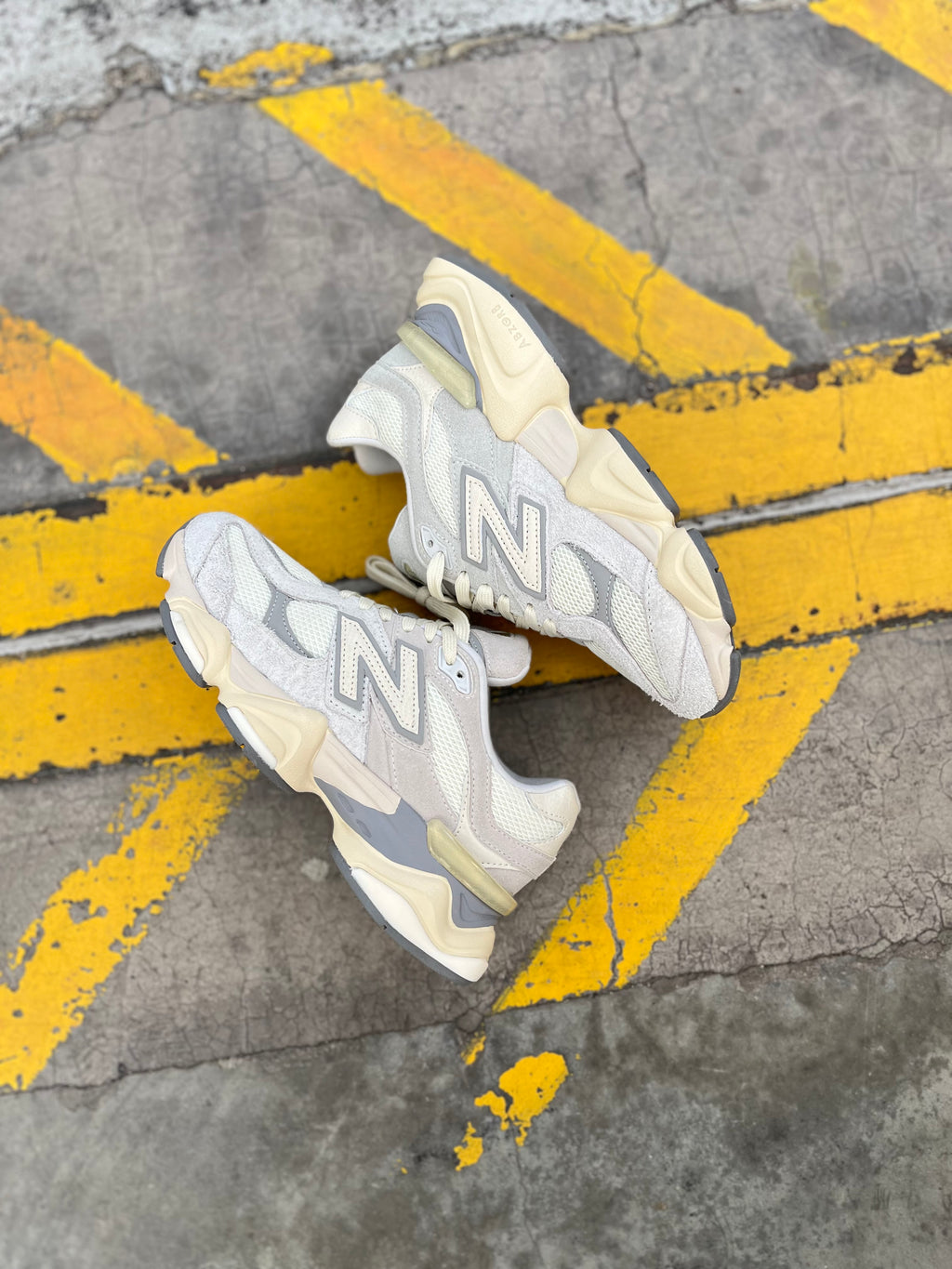 New Balance 9060