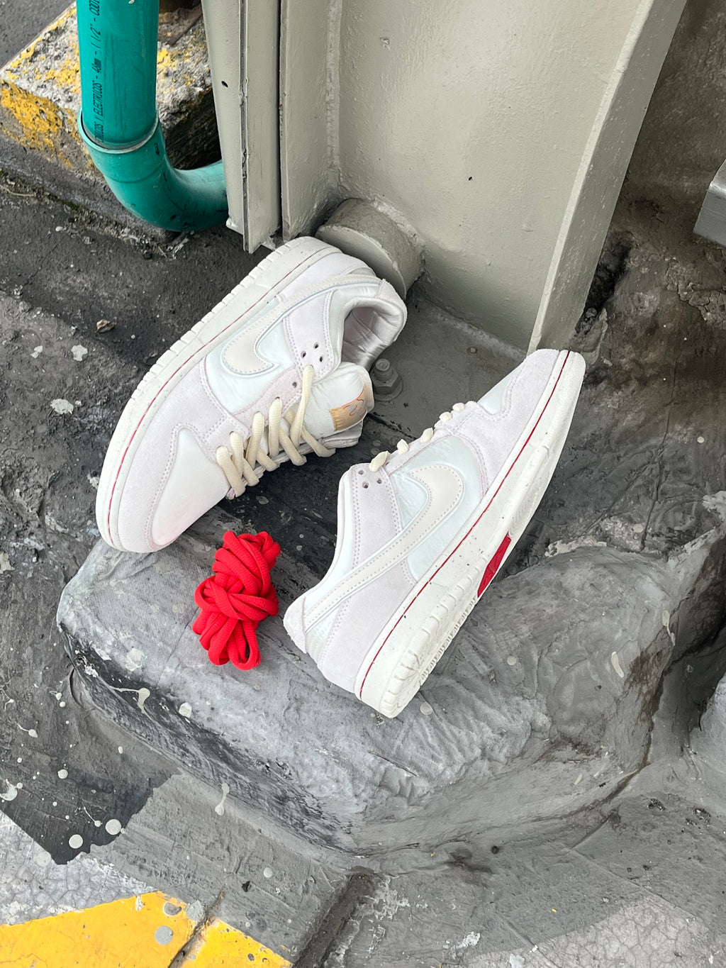 Nike SB Dunk Low City Of Love