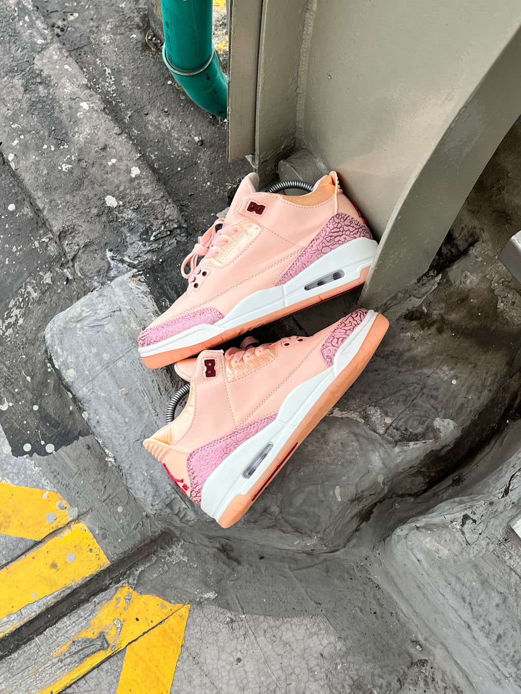 Air Jordan Retro 3 “Valentine’s Day”