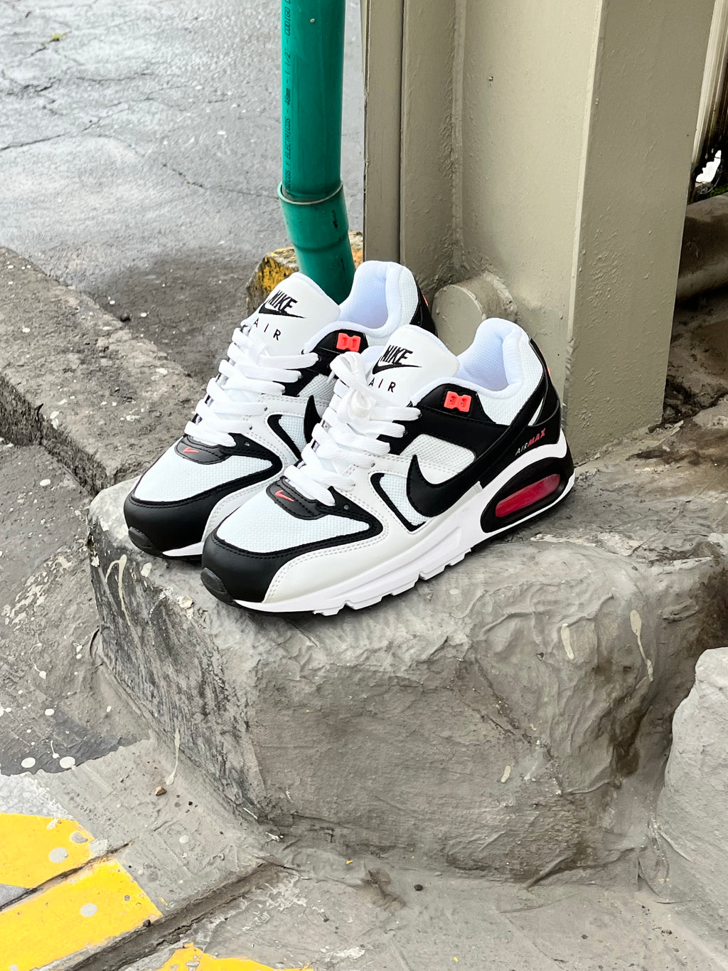 Nike Air Max Command