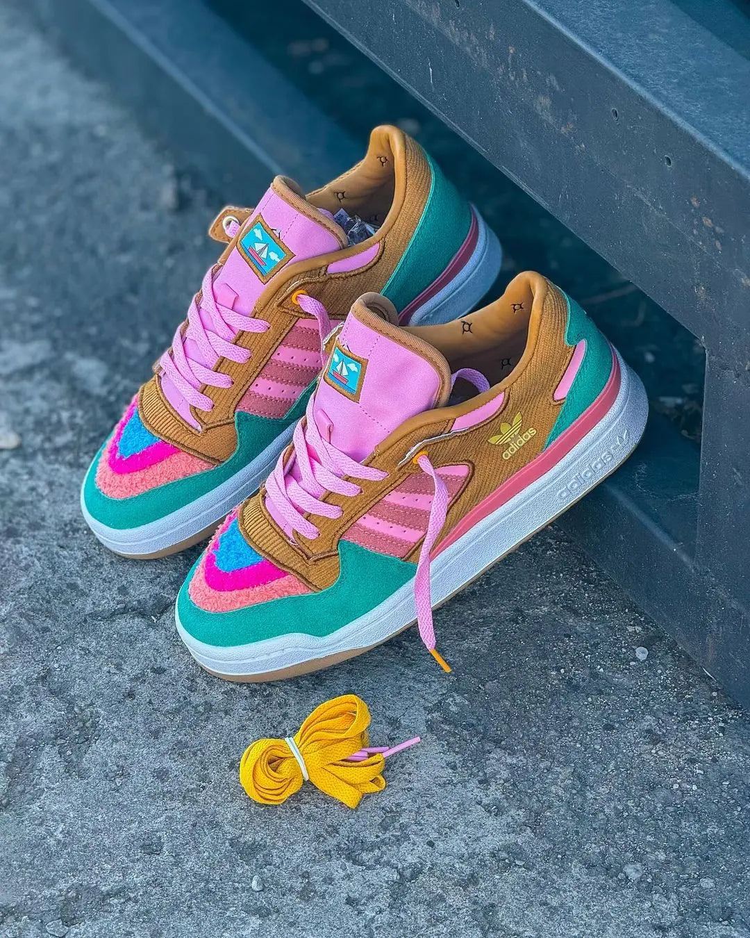 Adidas Forum Low The Simpsons Living Room