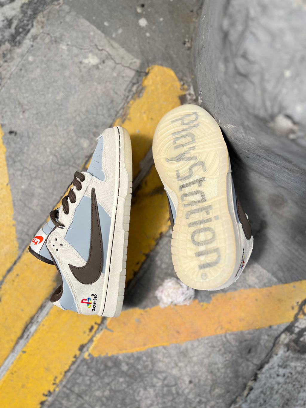 Nike Sb Dunk Low x Travis Scott x Playstation