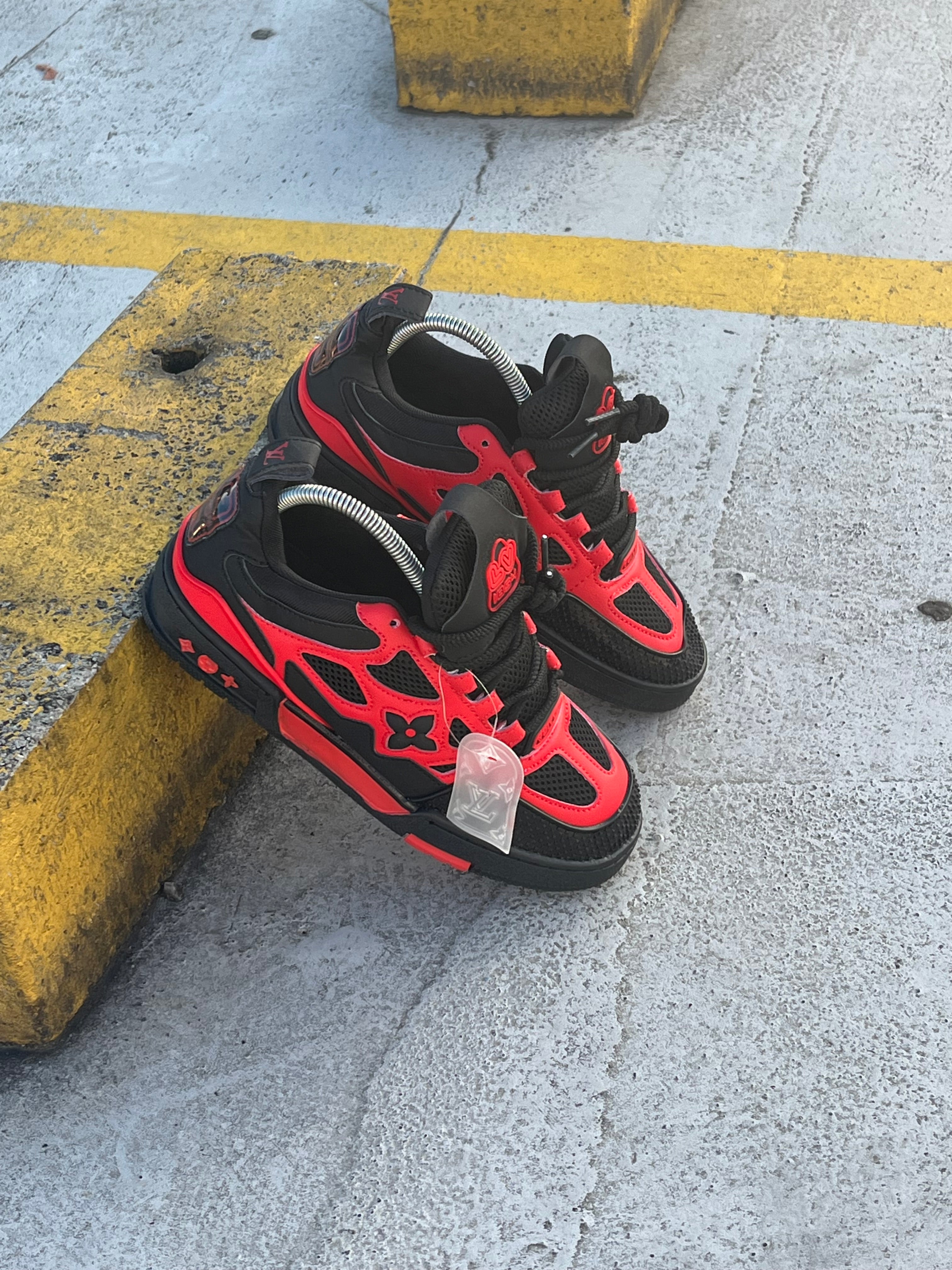 Louis Vuitton Skate LV